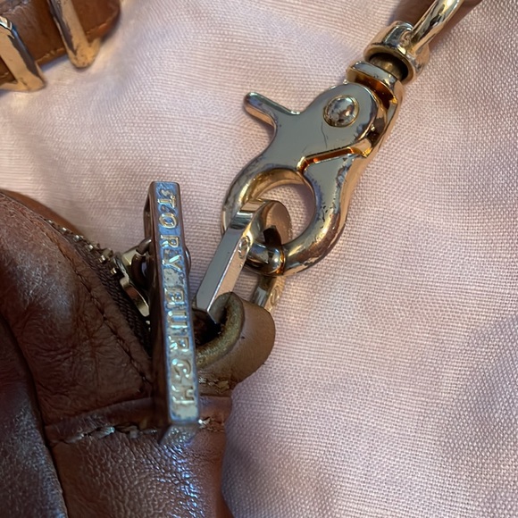 British tan Tory Burch bag with removable strap - Picture 3 of 9